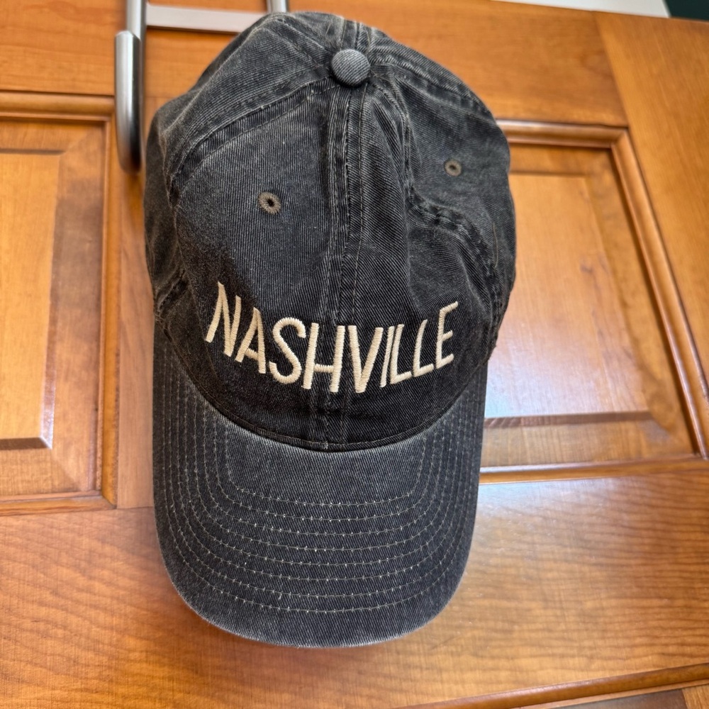 🔥 SALE! 5 for $20 🛍️ Legacy Nashville Washed Black and Tan Interior Baseball Cap